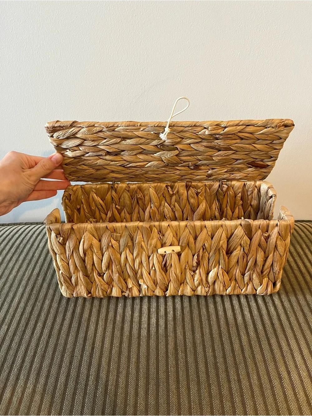 N/A wicker storage